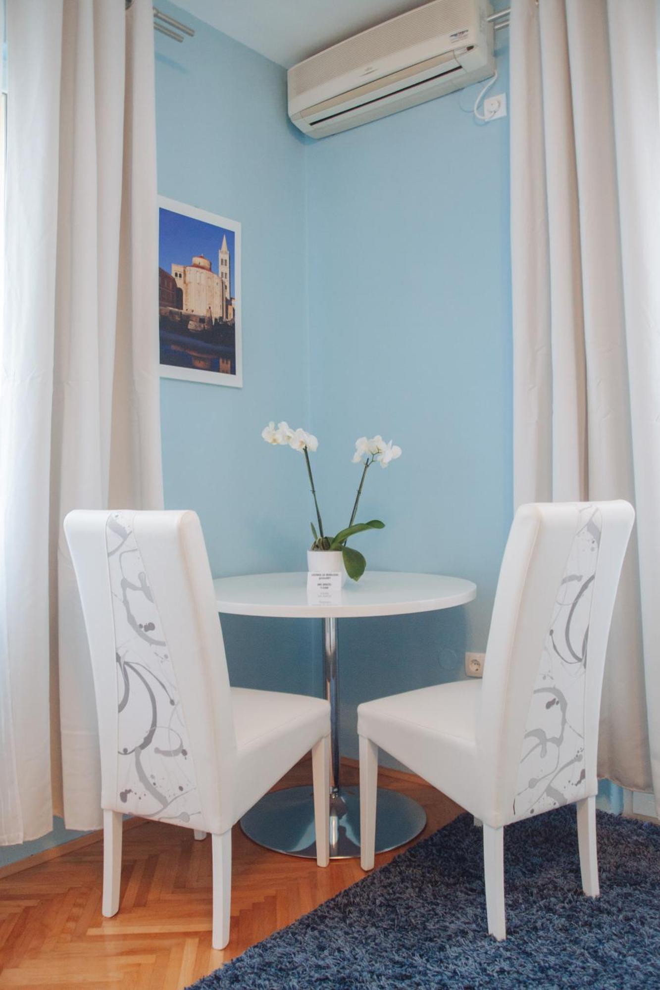 Apartments & Rooms Andrea Zadar Room photo